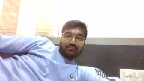 Snapshot of ptl1711 chatting on December 23, 2024, 7:17 am ptl1711 online show from December 23, 2024, 7:17 am