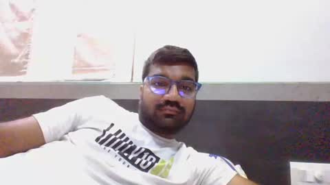 Snapshot of ptl1711 chatting on November 4, 2025, 2:54 am ptl1711 online show from November 4, 2025, 2:54 am