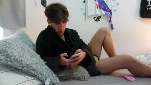 Snapshot of pttvnvkk chatting on February 24, 2025, 11:32 am pttvnvkk online show from February 24, 2025, 11:32 am