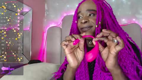 Snapshot of puca_eboony chatting on December 9, 2024, 8:01 pm pucca online show from December 9, 2024, 8:01 pm