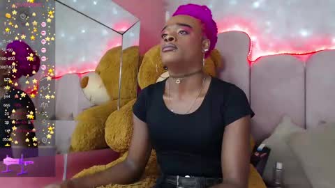 Snapshot of puca_eboony chatting on December 14, 2024, 5:25 pm pucca online show from December 14, 2024, 5:25 pm