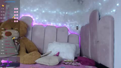 Snapshot of puca_eboony chatting on January 22, 2025, 6:41 pm pucca online show from January 22, 2025, 6:41 pm