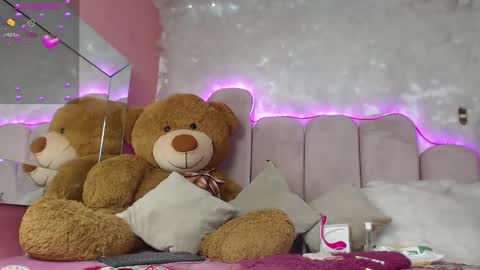 Snapshot of puca_eboony chatting on February 10, 2025, 12:29 pm pucca online show from February 10, 2025, 12:29 pm
