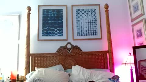 Snapshot of pufftpass chatting on April 16, 2026, 10:16 am pufftpass online show from April 16, 2026, 10:16 am