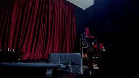 Snapshot of puffy_love chatting on December 15, 2024, 6:26 pm MissPuffyLove online show from December 15, 2024, 6:26 pm