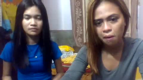 puki_hot online show from October 16, 2025, 2:40 pm