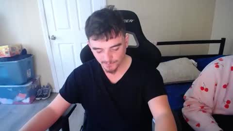 pumpkin_smash69 online show from November 15, 2025, 4:47 pm