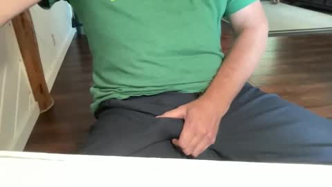 pumpui4u online show from November 3, 2025, 8:32 pm