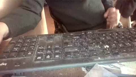 pup_y online show from February 3, 2026, 9:36 am