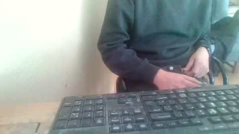 pup_y online show from February 19, 2026, 8:43 am