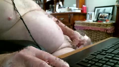 puppydog56 online show from November 5, 2025, 4:07 pm