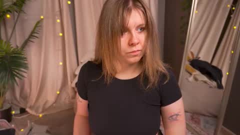 constant schedule Wednesday  Friday  Saturday  Sunday  The Rosemarie online show from February 7, 2026, 5:55 am