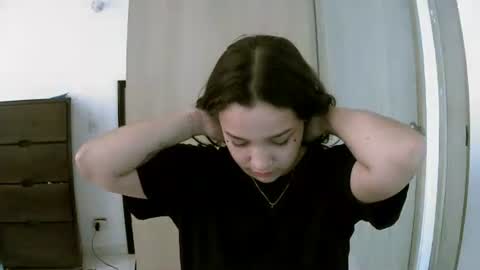 Snapshot of purple_23 chatting on February 19, 2026, 2:24 pm Lizzy online show from February 19, 2026, 2:24 pm