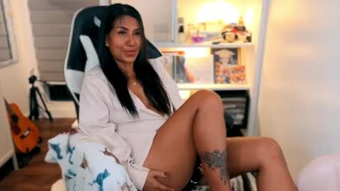 Snapshot of pussycash chatting on September 29, 2025, 6:35 pm POCCA online show from September 29, 2025, 6:35 pm