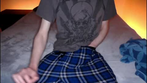 pussylover2182 online show from April 16, 2026, 7:31 am