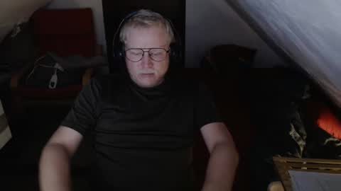 Snapshot of pussylovercb chatting on September 28, 2025, 8:47 pm pussylovercb online show from September 28, 2025, 8:47 pm