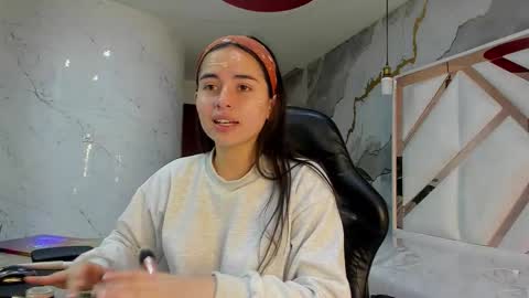 Snapshot of qetsyah_tf chatting on February 2, 2026, 1:32 pm Qetsyah online show from February 2, 2026, 1:32 pm