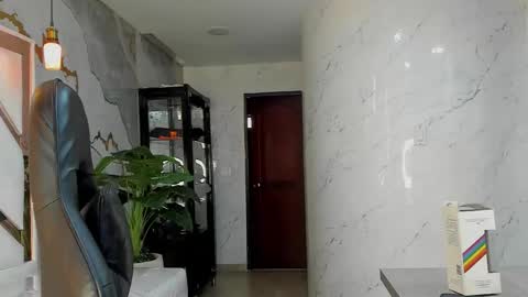 Snapshot of qetsyah_tf chatting on February 6, 2026, 1:36 pm Qetsyah online show from February 6, 2026, 1:36 pm