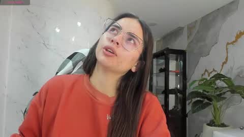 Snapshot of qetsyah_tf chatting on February 13, 2026, 4:03 pm Qetsyah online show from February 13, 2026, 4:03 pm