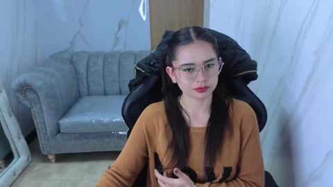 Snapshot of qetsyah_tf chatting on February 23, 2026, 2:03 pm Qetsyah online show from February 23, 2026, 2:03 pm