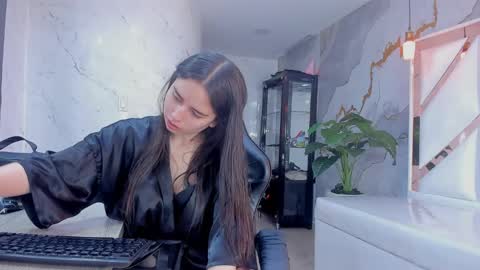 Snapshot of qetsyah_tf chatting on April 1, 2026, 1:41 pm Qetsyah online show from April 1, 2026, 1:41 pm