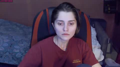 Lola online show from February 28, 2025, 3:26 pm