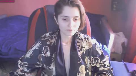 Lola online show from March 12, 2025, 8:30 am