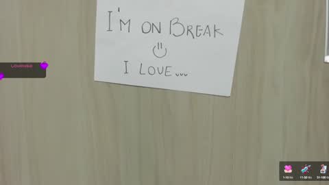 Snapshot of queen_antonella_oficial chatting on February 5, 2025, 11:34 am QUEEN ANTONELLA online show from February 5, 2025, 11:34 am