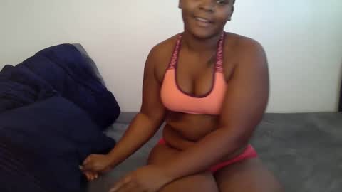 queen_arriana online show from May 16, 2026, 6:21 am