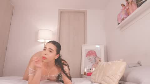 Sofia online show from April 6, 2026, 3:26 am