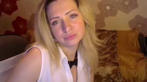 Queen Daenerys online show from December 15, 2024, 9:20 pm