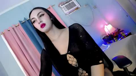 Snapshot of queen_danaya chatting on July 9, 2026, 7:07 pm queen_danaya online show from July 9, 2026, 7:07 pm
