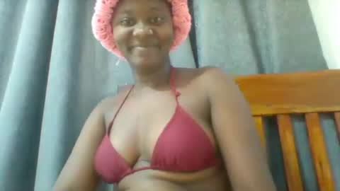 queen_diveer online show from October 8, 2025, 4:32 am