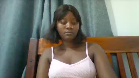 queen_diveer online show from October 9, 2025, 2:53 am