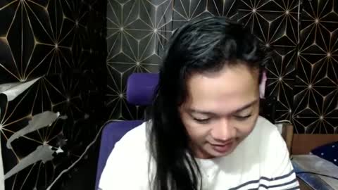 Snapshot of queen_ennah chatting on January 19, 2025, 12:38 am queen_ennah online show from January 19, 2025, 12:38 am