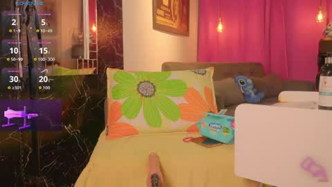 queen_kamil online show from May 16, 2026, 3:58 am