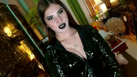 Snapshot of queen_kendalx19 chatting on June 24, 2026, 2:16 pm Kendal online here from 6am-3pm philippine time online show from June 24, 2026, 2:16 pm