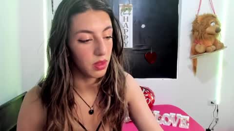 queen_natttyy online show from March 7, 2025, 2:23 pm