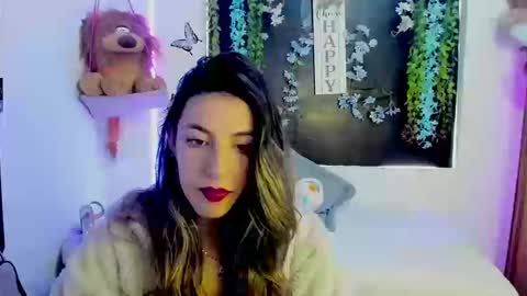queen_natttyy online show from October 29, 2025, 1:35 pm