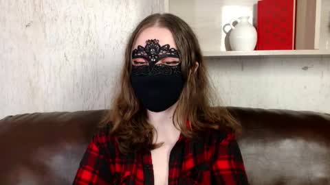 Nora online show from April 28, 2026, 11:32 pm