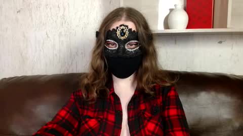 Nora online show from May 10, 2026, 10:26 pm