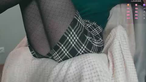 Carly online show from November 12, 2025, 5:24 pm