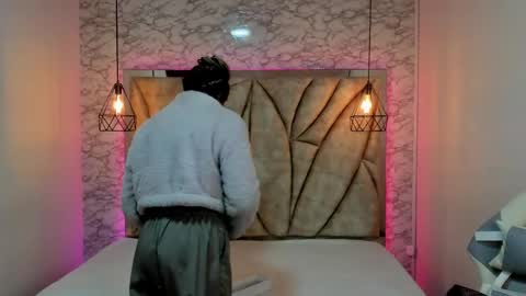   online show from January 26, 2025, 2:52 pm