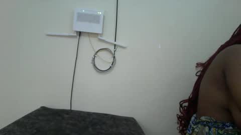 queen online show from November 18, 2025, 6:01 pm