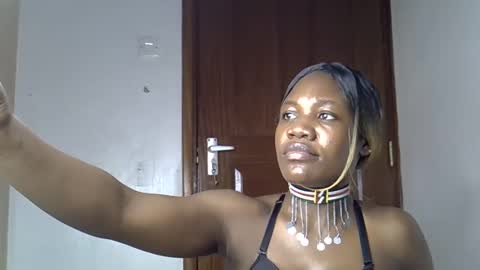 Cindy Melahnin online show from April 6, 2026, 4:46 am