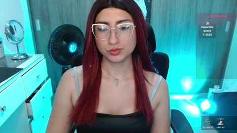 Snapshot of queenlilith_paradise chatting on April 13, 2026, 10:59 pm Queenlilith online show from April 13, 2026, 10:59 pm