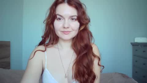 Snapshot of queenofmodels chatting on March 9, 2025, 9:35 am QueenOfModels online show from March 9, 2025, 9:35 am