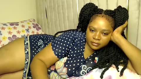 Snapshot of queenofsouls chatting on January 1, 2025, 2:51 am . online show from January 1, 2025, 2:51 am