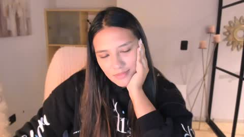 Val  -  online show from January 9, 2025, 4:08 am