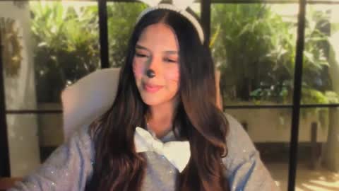 Val  -  online show from November 1, 2025, 2:46 am